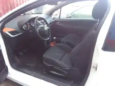 Sloopvoertuig peugeot 207 confort van het jaar 2006 aangedreven 9hx