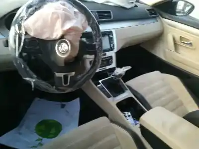 Véhicule à la ferraille VOLKSWAGEN PASSAT CC (357) Advance de l'année 2011 alimenté CFF