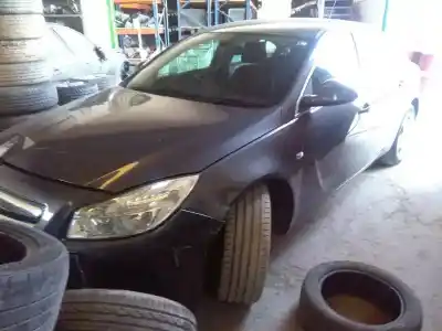 Veículo de Sucata OPEL INSIGNIA BERLINA Cosmo do ano 2009 alimentado A20DT