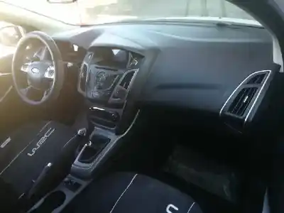 Scrapping Vehicle ford focus turn. (cb8) titanium of the year 2011 powered t1da