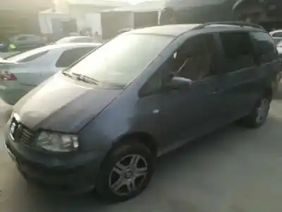 Scrapping Vehicle SEAT ALHAMBRA (7V9) Fancy of the year 2001 powered ANU