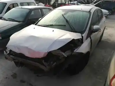 Scrapping Vehicle ford focus turn. (cb8) titanium of the year 2011 powered t1da