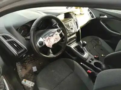 Scrapping Vehicle FORD FOCUS TURN. (CB8) Titanium of the year 2011 powered T1DA