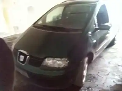 Veicolo di demolizione seat alhambra (7v9) fancy dell'anno 2001 alimentato auy