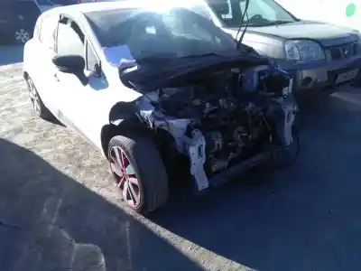 Veículo de Sucata RENAULT CLIO IV Dynamique do ano 2015 alimentado H4BA4