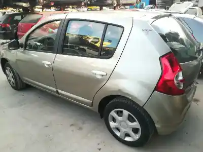 Sloopvoertuig dacia sandero ambiance van het jaar 2009 aangedreven d4ff7