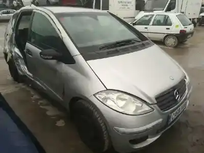 Vehicul casat MERCEDES-BENZ CLASE A (W169) A 180 CDI A-Edition al anului 2004 alimentat 640940