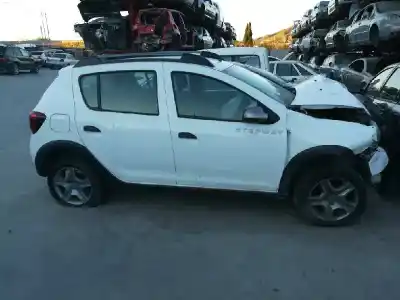 Vehicul casat dacia sandero stepway al anului 2017 alimentat k9ke6