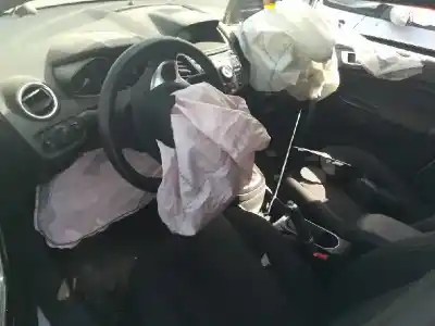 Veículo de Sucata ford fiesta (cb1) econetic do ano 2014 alimentado tzja