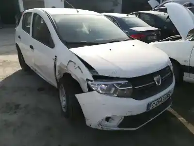 Veicolo di demolizione dacia sandero ambiance dell'anno 2017 alimentato k9ke6