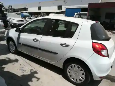 Veículo de Sucata renault clio iii exception do ano 2009 alimentado k9kt7