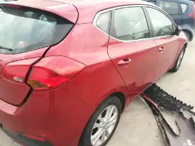 Scrapping Vehicle kia ceed drive 128 cv / 94 kw of the year 2015 powered d4fb