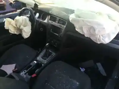 Sloopvoertuig volkswagen golf vii lim. advance bluemotion van het jaar 2013 aangedreven clh