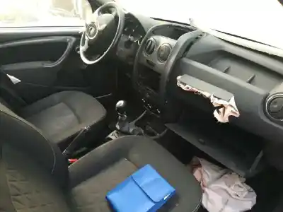 Veículo de Sucata dacia duster ambiance 4x2 do ano 2015 alimentado k9kr8