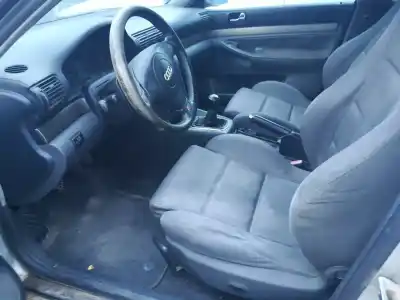 Scrapping Vehicle audi a4 berlina (b5) 1.9 tdi of the year 2000 powered ajm