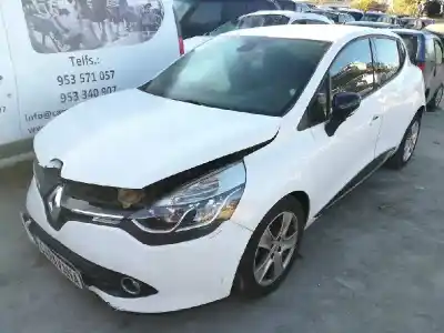 Veículo de Sucata RENAULT CLIO IV Limited do ano 2013 alimentado K9KB6