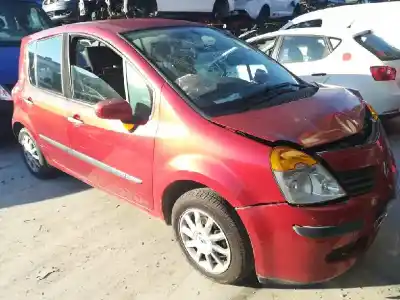 Veículo de Sucata renault modus fantasy do ano 2005 alimentado k9kj7