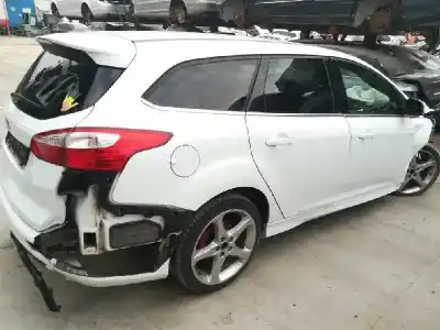 Scrapping Vehicle ford focus turn. (cb8) titanium of the year 2001 powered tyda