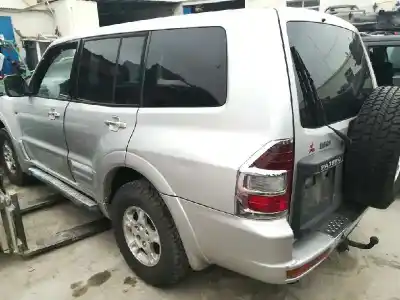 Здавання транспортного засобу mitsubishi montero (v60/v70) 3.2 di-d avance року 2001 потужний 4m41