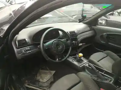 Sloopvoertuig bmw 3 compact (e46) 320 td van het jaar 2003 aangedreven 204d4