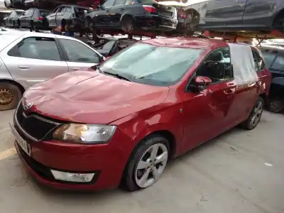 Vehicul casat skoda rapid active al anului 2014 alimentat cay