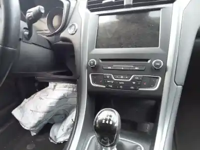 Veículo de Sucata ford mondeo lim. titanium 180 cv / 132 kw do ano 2017 alimentado t8cc