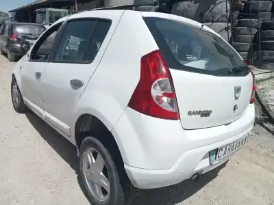 Sloopvoertuig dacia sandero básico van het jaar 2010 aangedreven d4ff7