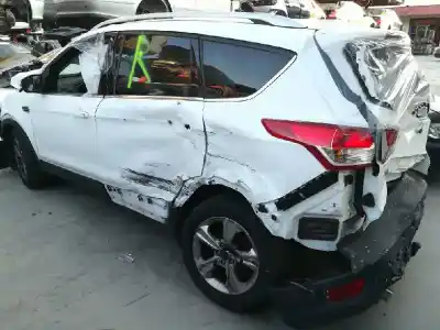 Veículo de Sucata ford kuga (cbv) titanium do ano 2013 alimentado ukma