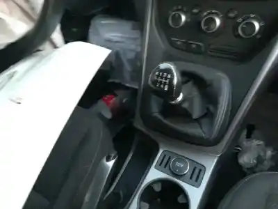 Veículo de Sucata ford kuga (cbv) titanium do ano 2013 alimentado ukma