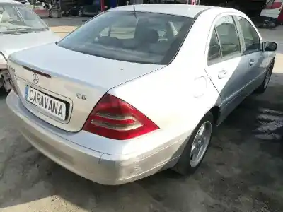 Véhicule à la ferraille mercedes-benz clase c (w203) berlina 270 cdi (203.016) 170 cv / 125 kw de l'année 2003 alimenté 612962