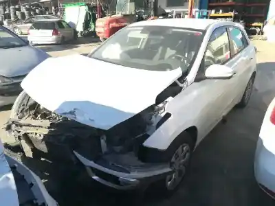 Veículo de Sucata hyundai i20 ii (gb, ib) 1.1 crdi do ano 2015 alimentado d3fa