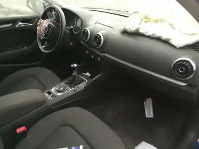 Veículo de Sucata audi a3 (8v) ambiente do ano 2015 alimentado crk