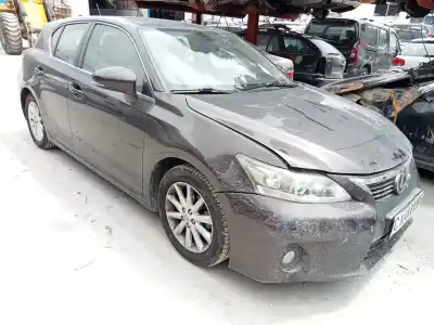Sloopvoertuig lexus ct 200h van het jaar 2011 aangedreven 2zr