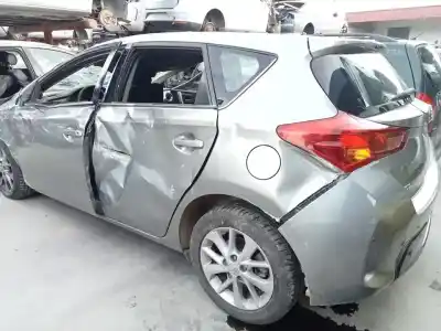 Verschrottungsfahrzeug toyota auris active des jahres 2015 angetrieben 1ad