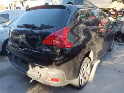 Véhicule à la ferraille peugeot 3008 access de l'année 2011 alimenté 9hr