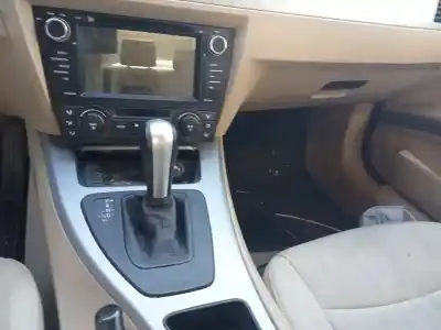 Veicolo di demolizione bmw serie 3 berlina (e90) 320d dell'anno 2005 alimentato 204d4