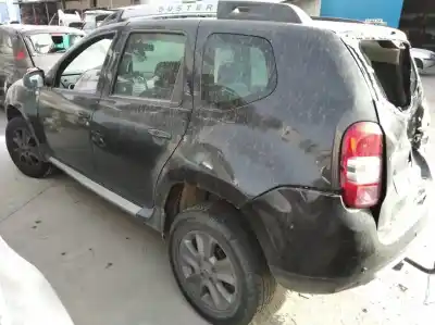 Véhicule à la ferraille dacia duster ambiance 4x2 de l'année 2015 alimenté k9kr8