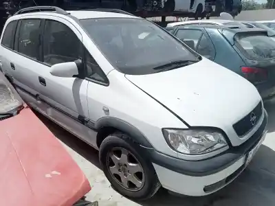 Veicolo di demolizione opel zafira a elegance dell'anno 2001 alimentato z18xe