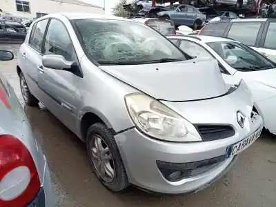 Scrapping Vehicle renault clio iii authentique of the year 2007 powered k9km7