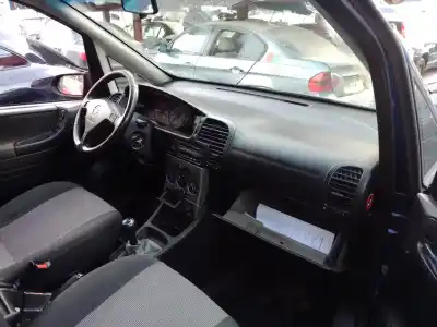 Veicolo di demolizione opel zafira a club dell'anno 2004 alimentato y20dth