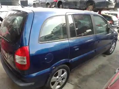 Veicolo di demolizione opel zafira a club dell'anno 2004 alimentato y20dth