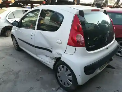 Veículo de Sucata peugeot 107 (pm_, pn_) 1.0 do ano 2006 alimentado 1kr