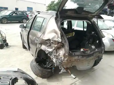 Sloopvoertuig dacia sandero comfort van het jaar 2019 aangedreven h4bg4