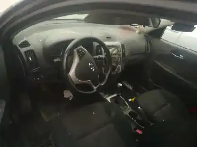 Veículo de Sucata hyundai i30 (gd) classic do ano 2008 alimentado d4fb