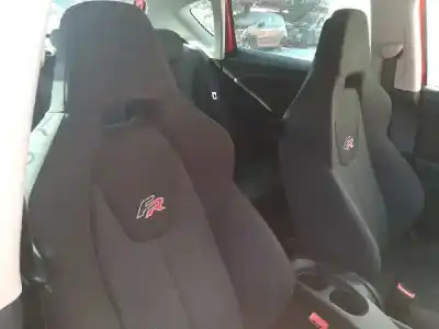 Здавання транспортного засобу SEAT                                               LEON (1P1)                                                                                                                                                                                                                                                 FR 170 CV / 125 KW                                                                                                                                                                                                                                         року 2001 потужний BMN