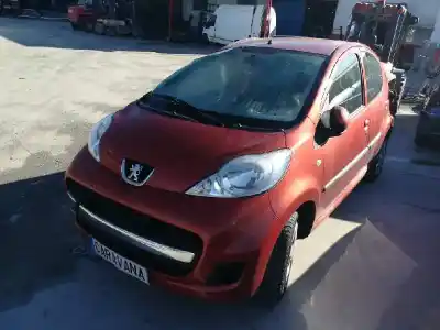 Veículo de Sucata PEUGEOT 107 (PM_, PN_) 1.0 do ano 2010 alimentado 1KR