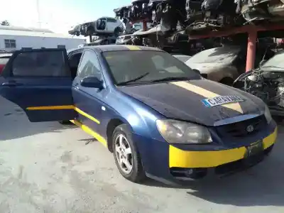 Veículo de Sucata KIA CERATO 2.0 EX CRDi Familiar do ano 2006 alimentado D4EA