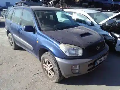 Veículo de Sucata TOYOTA RAV 4 (A2) 2.0 D-4D Executive 4X4 (2003->) do ano 2003 alimentado 1CDFTV