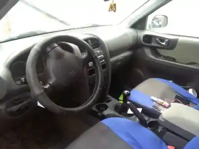 Veículo de Sucata hyundai santa fe (sm) 2.0 gls crdi do ano 2005 alimentado d4ea