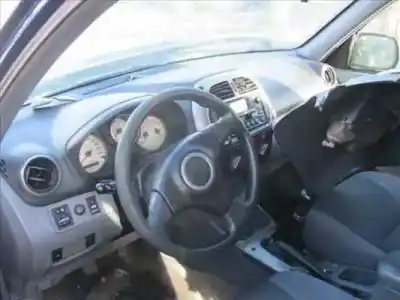 Vehicul casat toyota rav 4 (a2) 1.8 16v cat al anului 2001 alimentat 1zzfe